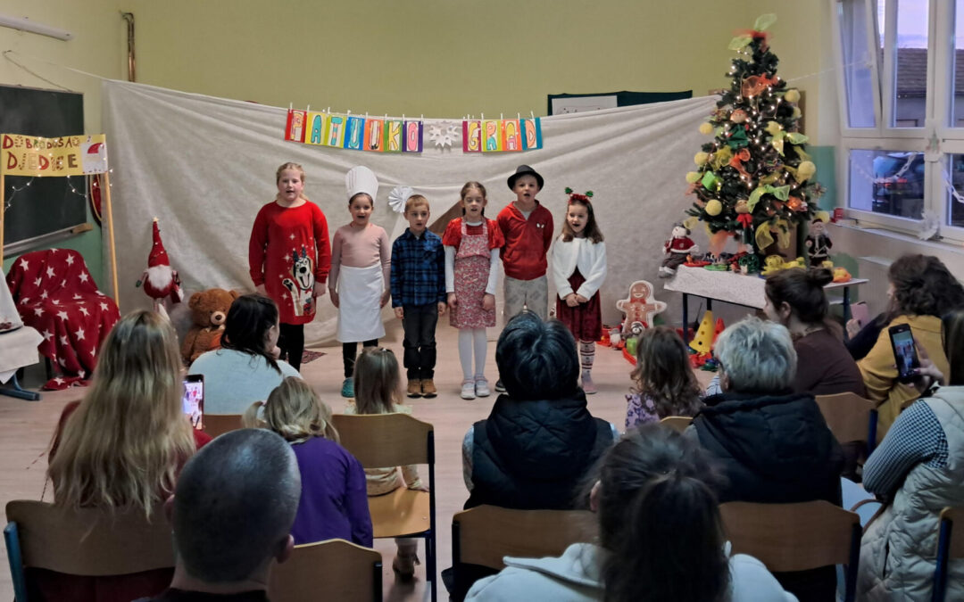 ADVENT I BOŽIĆNA PRIREDBA U PŠ KUTNJAK