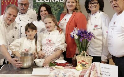 Osvojeno drugo mjesto u izradi malih prhkih kolača-gljivica na Maloj virovskoj prkačijadi