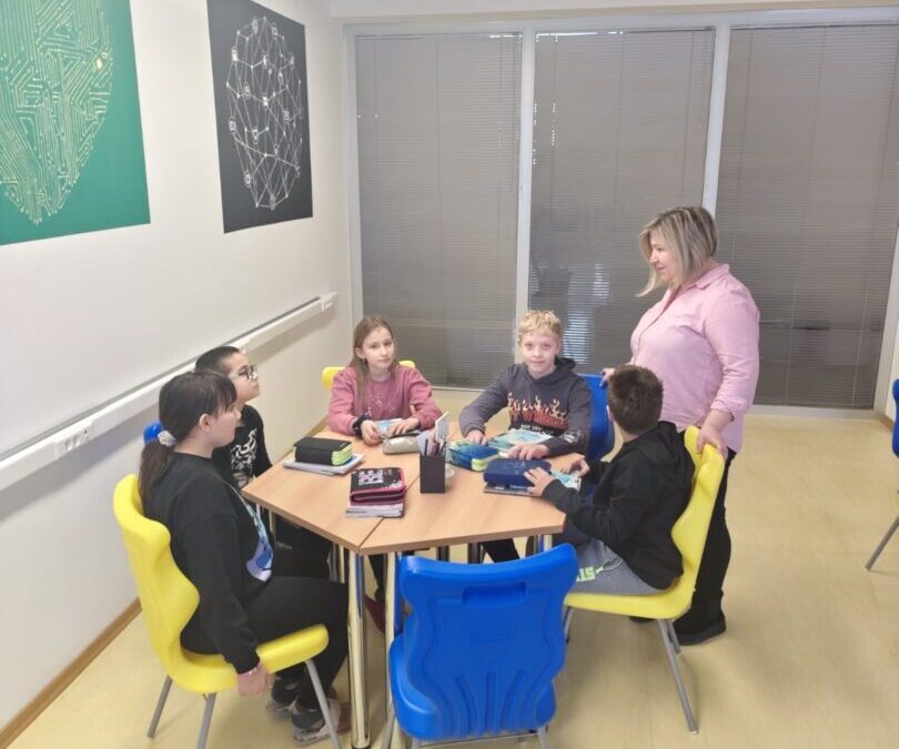 SAT LEKTIRE U ŠKOLSKOJ KNJIŽNICI