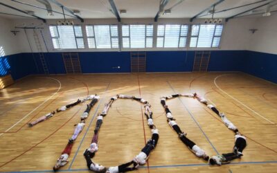 OBILJEŽEN 100.DAN ŠKOLE RAZNOLIKIM KREATIVNIM AKTIVNOSTIMA U RAZREDNOJ NASTAVI