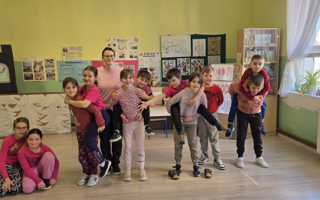 DAN RUŽIČASTIH MAJICA U PŠ KUTNJAK