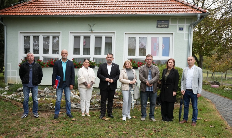 U PŠ PODRAVSKA SELNICA POTPISANO UVOĐENJE U POSAO ZA NADOGRADNJU I ENERGETSKU OBNOVU ŠKOLE